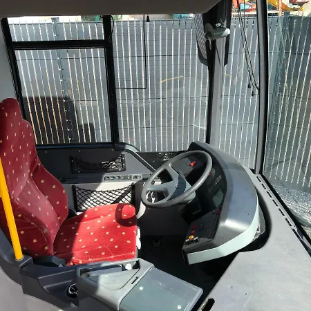 L Arret De Bus Insolite & Spa