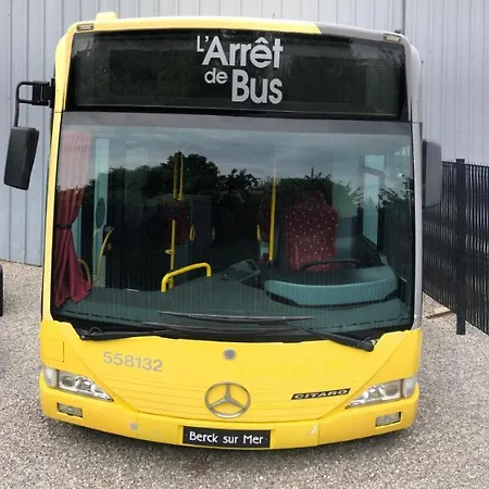 L Arret De Bus Insolite & Spa بيت للعطل *