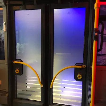 Semesterbostad L Arret De Bus Insolite & Spa